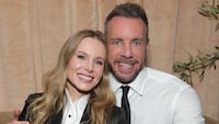LOS ANGELES, CALIFORNIA - JANUARY 10: (L-R) Kristen Bell and Dax Shepard attend Vanity Fair and Amazon MGM Studios Celebrate Awards Season 2026 at Bar Marmont on January 10, 2026 in Los Angeles, California. (Photo by Stefanie Keenan/Getty Images for Vanity Fair)