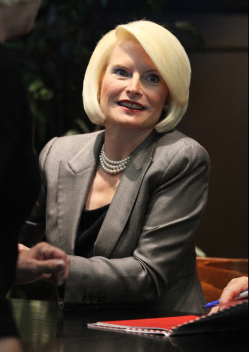 galleries/2011/12/12/callista-gingrich-s-fashion-photos/callista-gingrich-fashion-16_dg0nqf