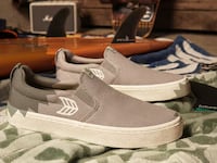 Cariuma slip-on shoes review