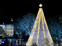 articles/2016/11/30/watch-the-2016-national-christmas-tree-lighting-live-stream-online/161122-warshaw-seo-national-xmas-tree-tease_tj5tv3