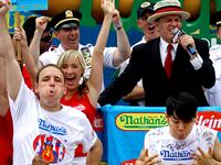 articles/2011/07/03/joey-chestnut-s-secrets-to-winning-nathan-s-hot-dog-eating-contest/joey-chestnut-schneiderman_wdjelt