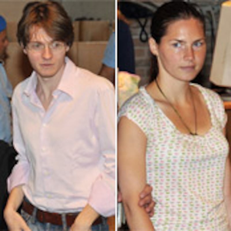 articles/2009/06/19/will-knoxs-boyfriend-sacrifice-himself/nadeau-raffaele-sollecito-knox_32730_fdhum8