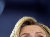 articles/2016/08/25/wikileaks-plays-doctor-gives-hillary-clinton-fake-disease/160824-collins-hillary-clinton-hysterical-tease_r1bipb