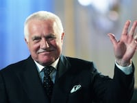 articles/2014/12/22/vaclav-klaus-libertarian-hero-has-his-wings-clipped-by-cato-institute/141221-kirchick-klaus-tease_elpjnj