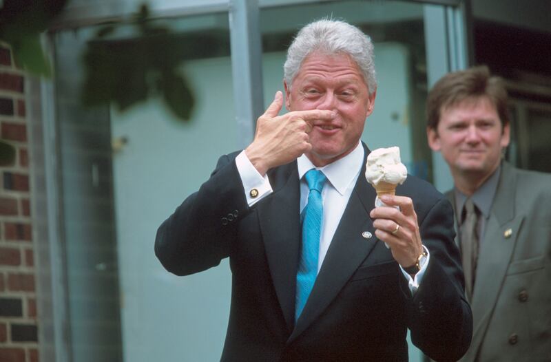 galleries/2014/10/09/politicians-eating-ice-cream-photos/141009-ice-cream-politicians-05_h4neza