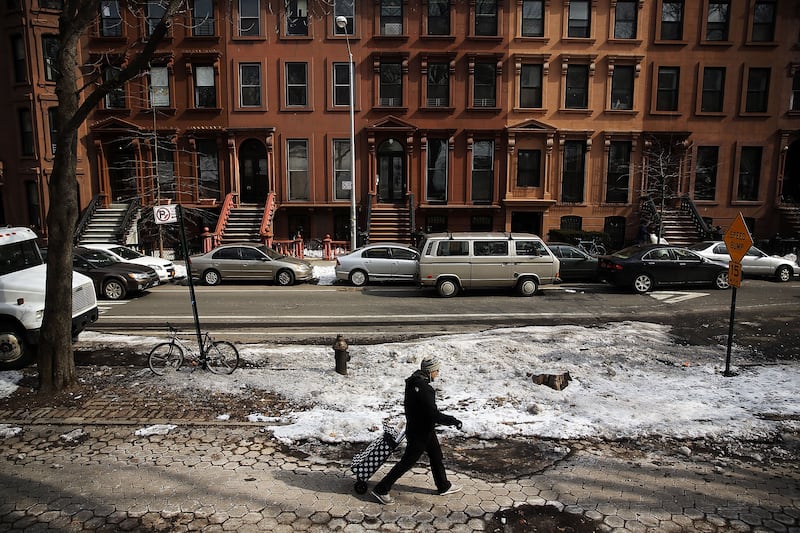articles/2014/03/31/spike-lee-blasts-the-new-york-times-story-on-brooklyn-gentrification-in-fiery-op-ed/140331-lee-brooklyn2-embed_vdopf6
