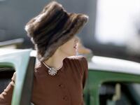 galleries/2014/04/04/a-century-of-fashion-photography-at-cond-nast/conde-nast-century-fashion-4a_uxk4zs