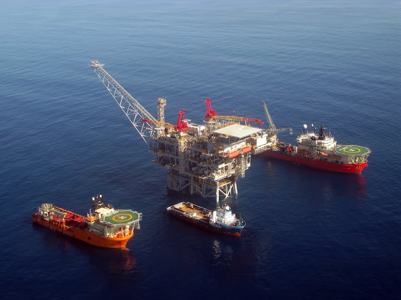 articles/2013/11/18/natural-gas-is-not-singlehandedly-reshaping-the-mediterranean/OZ_Natural_Gas_gcrlc6