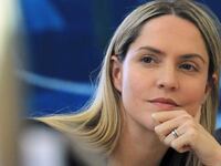 articles/2017/03/08/is-conspiracy-queen-louise-mensch-right-about-donald-trump/170308-grove-Louise-Mensch-tease_bc2lvu