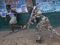 galleries/2014/08/21/violence-and-chaos-ensue-as-panic-spreads-in-liberia-photos/140821-ebola-liberia-10_dj2cef
