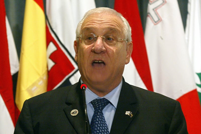 articles/2012/04/18/law-isn-t-all-you-need/reuven-rivlin-openz_s500ch