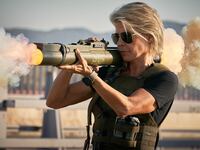 191028-leon-terminator-linda-tease_rwoqn4