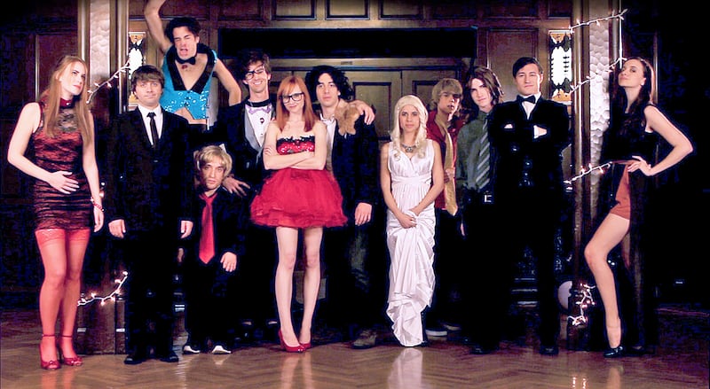 articles/2013/03/09/introducing-school-of-thrones-game-of-thrones-parody-web-series/130308-thrones-parody-embed_vvrr1c