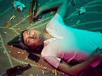 articles/2016/09/27/the-dark-side-of-hangover-free-booze/160926-warshaw-hangover-free-booze-tease_anw2kl