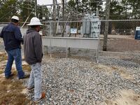 2022-12-04T221541Z_2098776096_RC28ZX9DGCZX_RTRMADP_3_NORTH-CAROLINA-ENERGY_kvbmfi