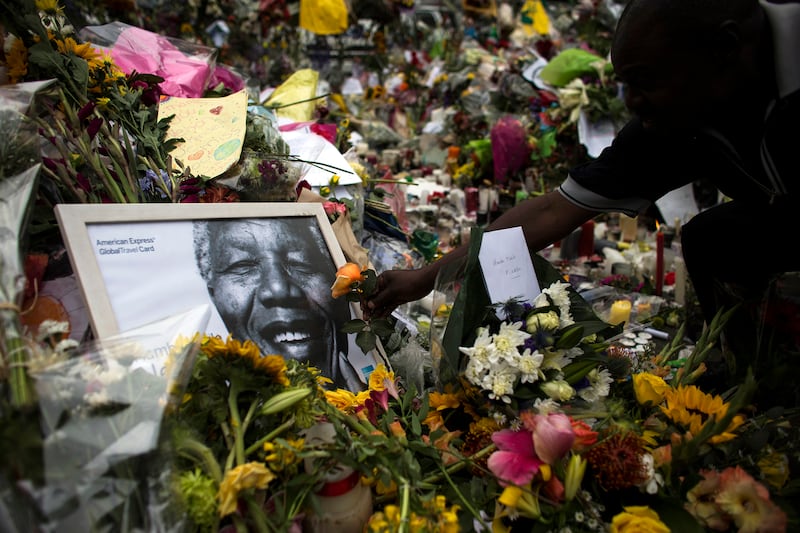 articles/2013/12/09/south-africa-kicks-off-week-of-mourning-mandela/131209-gevisser-mandela-mourn_manl1n