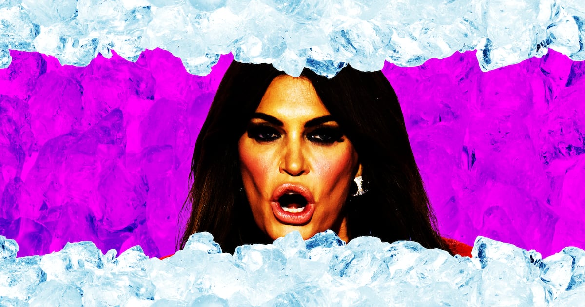 Leak enthüllt Kimberly Guilfoyles nächtlichen Ausraster wegen Eiswürfeln