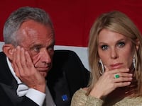 Cheryl Hines said RFK Jr. had to eat junk food on a flight with Donald Trump.