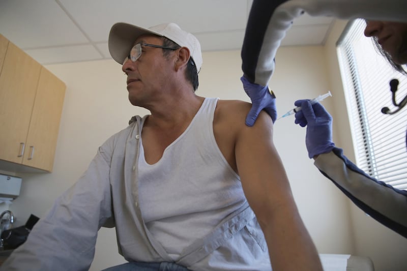 articles/2014/04/23/colorado-bill-would-make-vaccines-harder-to-opt-out-of/140423-colorado_vaccination-sepkowitz-tease_wjeomo