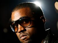 articles/2016/11/20/kanye-west-loses-his-mind-calls-out-beyonce-and-jay-z-before-storming-out-of-concert/161118-kanye-west-trump-cheat_v2bpou
