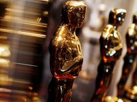 articles/2016/02/05/inside-the-absurd-200k-oscar-gift-bag-vapes-a-trip-to-israel-and-a-vampire-breast-lift/160205-stern-oscar-swag-tease_wkzemc