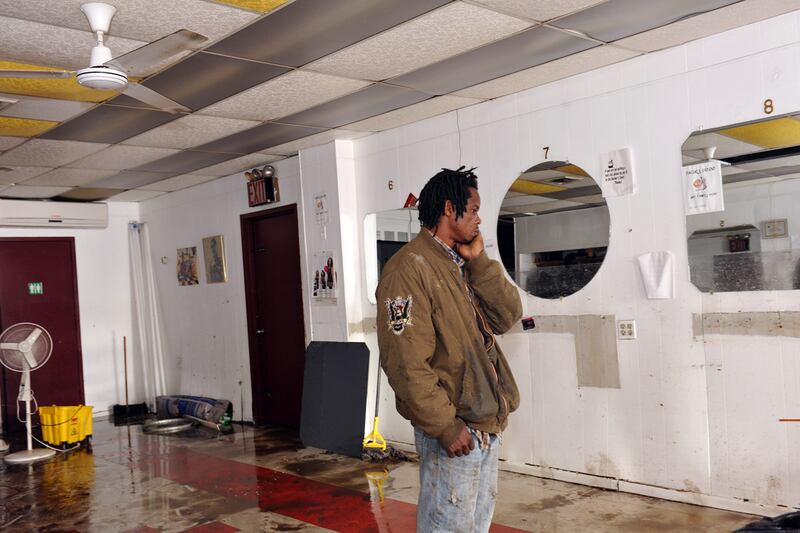 galleries/2012/11/01/coney-island-s-hurricane-sandy-nightmare-photos/coney-island-sandy-08_yneed1