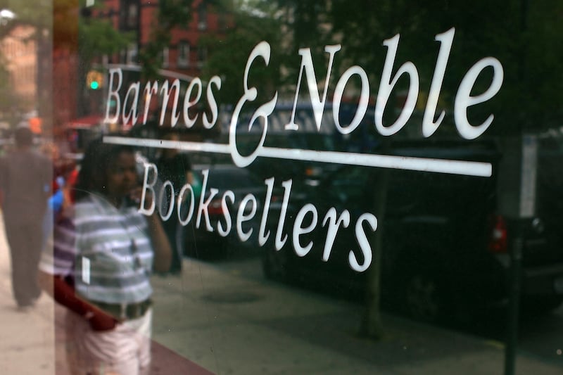 articles/2013/02/06/why-is-barnes-and-noble-getting-out-of-the-bookstore-business/130206-barnes-nobles-store-tease_ckge5k