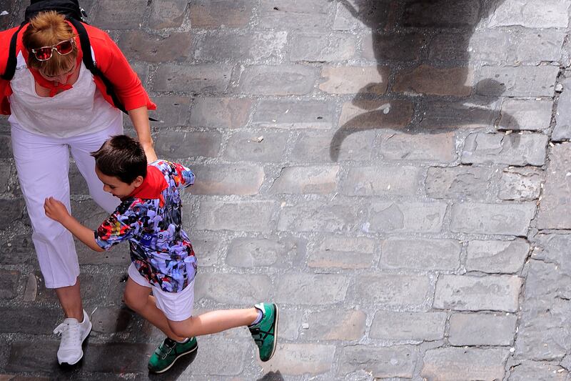 galleries/2016/07/14/running-of-the-bulls-photos/160714-running-bull10_i3q0zv