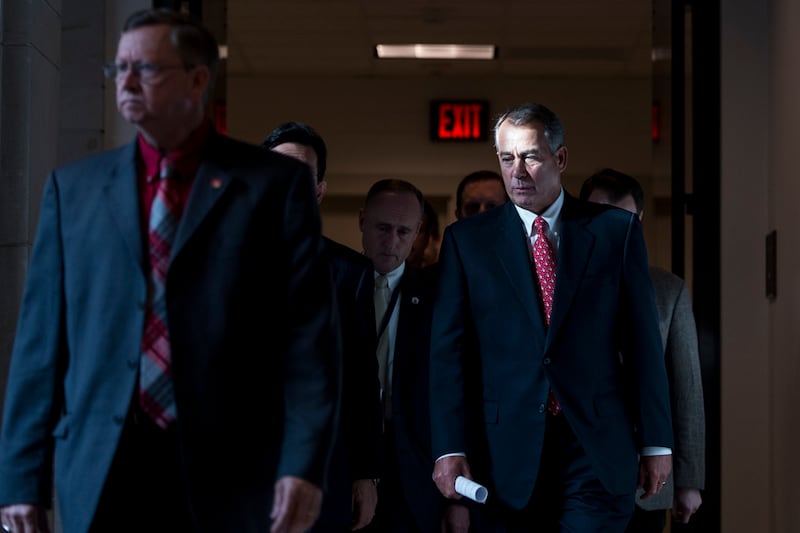 articles/2012/12/23/michael-tomasky-the-gop-brings-politics-to-a-crisis-point/tomasky-gop-crisis-point-tease-embed_lglhvr