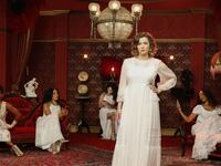 articles/2016/10/29/crazy-ex-girlfriend-is-still-the-smart-subversively-feminist-comedy-tv-needs/161027-leon-crazy-exgirlfriend-tease_eneu5t