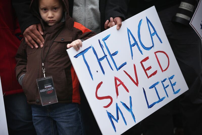 articles/2015/06/19/how-liberals-can-save-obamacare/150618-tomasky-ACA-embed_uwurqx