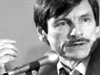 articles/2012/02/24/geoff-dyer-takes-on-andrei-tarkovsky-s-film-stalker-in-zona/Tarkovsky-film-stalker-cheat_kvu3o7