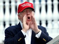 170717-lewis-trump-tease_nbd8mc