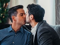 191130-teeman-twinkle-all-the-way-hero_lfadr6