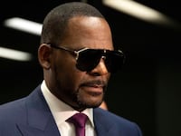 210825-melendez-rkelly-tease_dfod9v