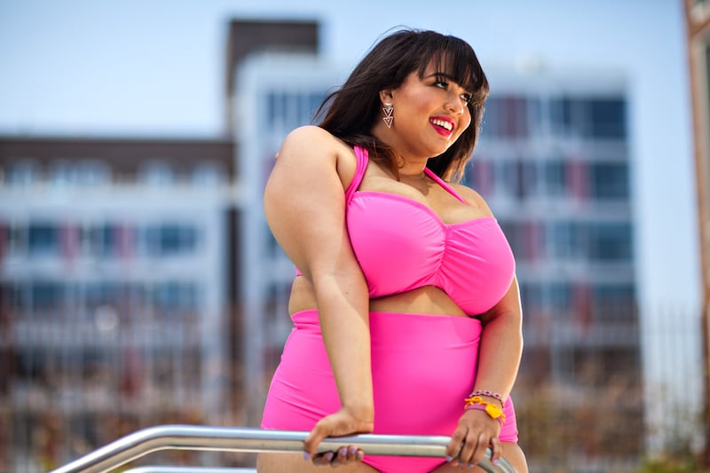 articles/2013/05/29/fatkinis-gabifresh-s-plus-size-bikini-line/130524-gabi-fresh1_zwdsd3