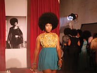 articles/2014/01/30/beyond-black-and-white-photographer-carrie-mae-weems-tackles-racial-and-gender-stereotypes/140129-carrie-mae-weems-binlot-tease_oqqxfu