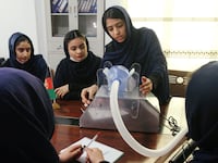 2020-07-20T090037Z_1864490897_RC2XWH9P39Q4_RTRMADP_3_HEALTH-CORONAVIRUS-AFGHANISTAN-VENTILATOR_umk73v