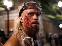2020-07-27T084208Z_427031589_RC2K1I9NGEUP_RTRMADP_3_GLOBAL-RACE-PROTESTS-PORTLAND_vowxkh