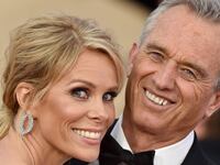 Actress Cheryl Hines and Robert Kennedy Jr. attend the 24th Annual Screen Actors Guild Awards at The Shrine Auditorium on January 21, 2018 in Los Angeles, California.