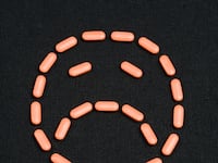 articles/2014/04/21/research-shows-link-between-nsaid-use-and-gut-disease/140404-vande-panne-ibuprofen-tease_rkx3pz