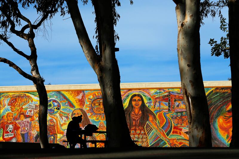 galleries/2015/11/19/public-art-in-the-united-states/151118-peyser-public-art7_gvqcsr