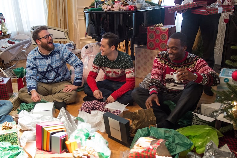 articles/2015/11/21/why-seth-rogen-is-the-greatest-comedian-of-his-generation/150827-movies-night-before_vguyve
