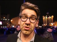 articles/2014/04/23/putin-s-men-in-ukraine-seize-u-s-journalist/140423-vice-journalist-ukraine-dettmer-tease_e89oy3