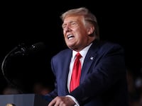2020-09-09T013218Z_1733042387_RC2PUI90QPLX_RTRMADP_3_USA-TRUMP_stccrt