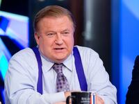 articles/2015/06/25/fox-news-viciously-kicks-the-five-s-bob-beckel-to-the-curb/150625-swin-beckel-tease_n30m9r