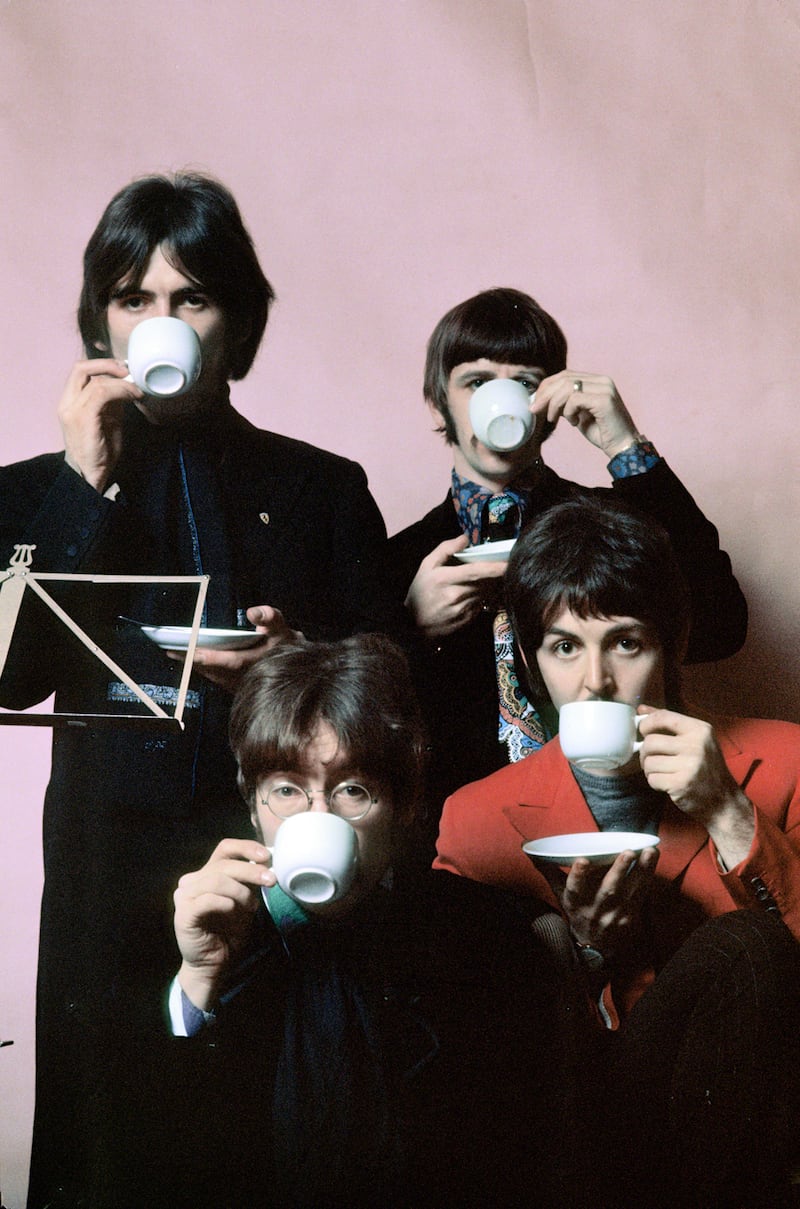 galleries/2013/03/27/the-beatles-never-been-seen-images-by-henry-grossman/henry-grossman-beatles-1_oeok4o